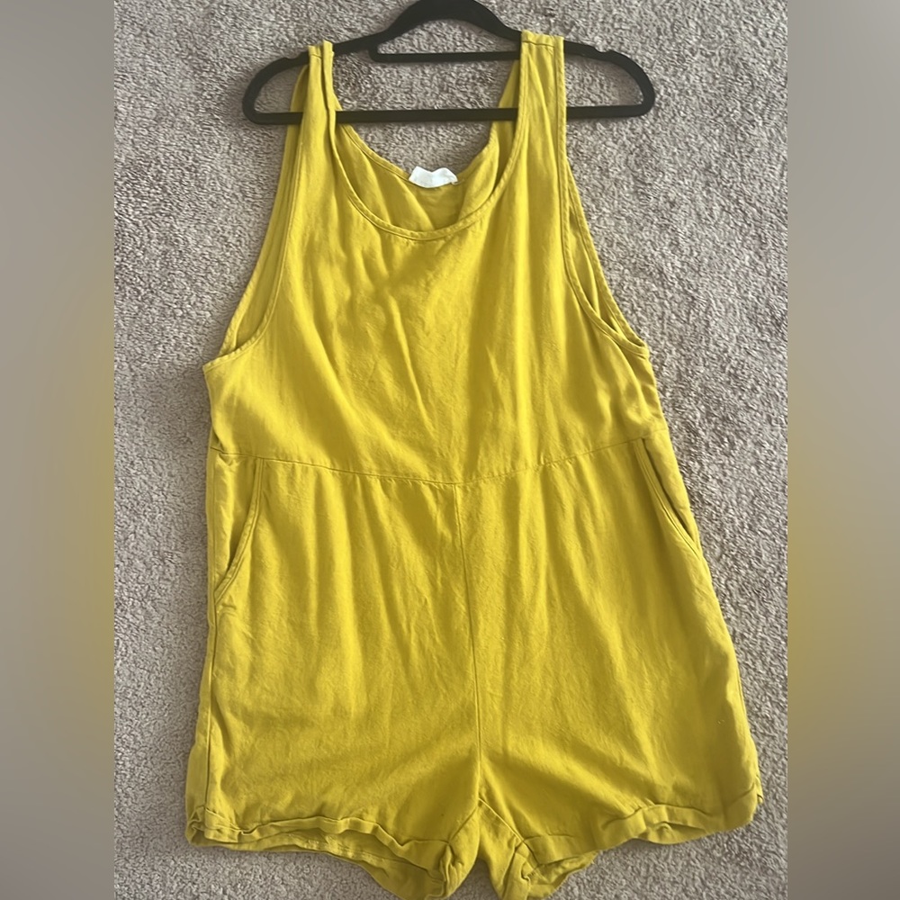 NWOT size small linen romper